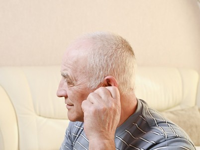 Adulto mayor con hipocausia